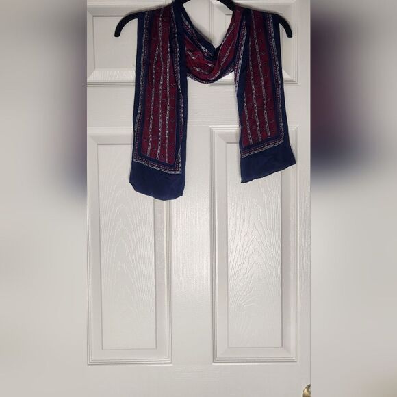 VTG 1986 Ginnie Johansen 100% SILK Scarf 52" X 8" Japan Burgundy Blue - Picture 6 of 7